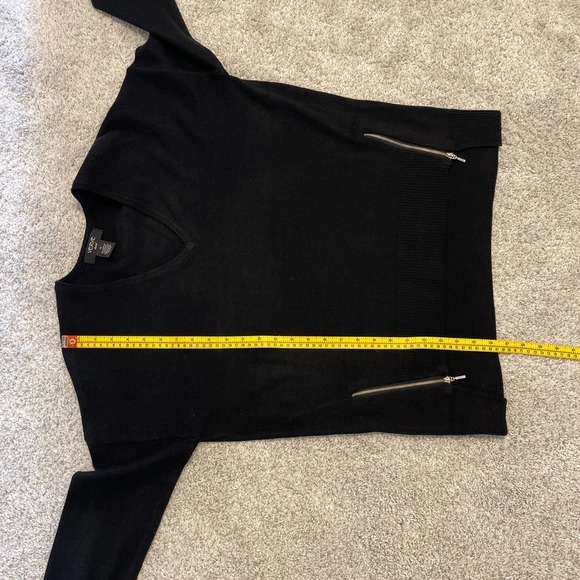 Verve ami Black V Neck Acrylic Sweater with Zippers‎ Medium Pre-owned - Picture 8 of 8
